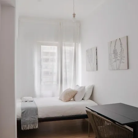 Accommodatie bij particulieren Campo Grande L Elegant Urban Stay, Quick Airport Access