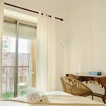 ホームステイ Soar L Av L Elegant Urban Quick Airport Access *