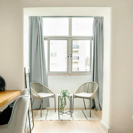 Campo Grande L Elegant Urban Stay, Quick Airport Access