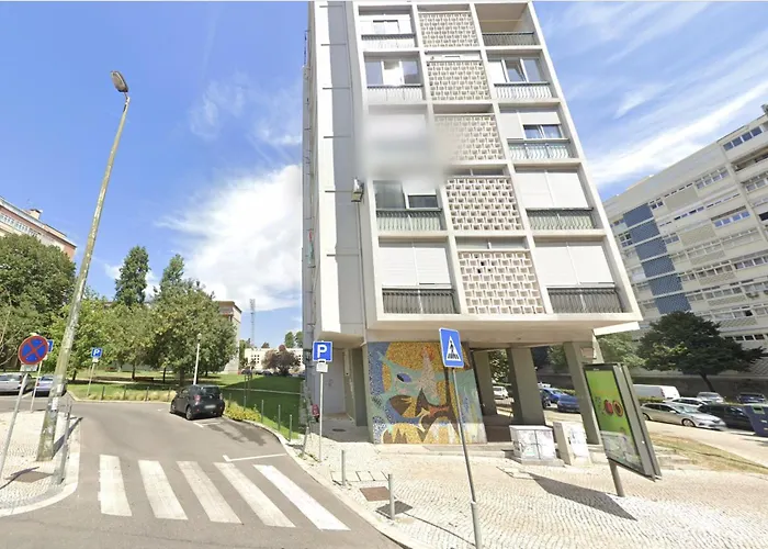 Soar L Av L Elegant Urban Quick Airport Access *