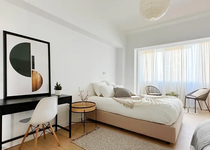 Δωμάτια σε οικογενειακή κατοικία Soar L Av L Elegant Urban Quick Airport Access