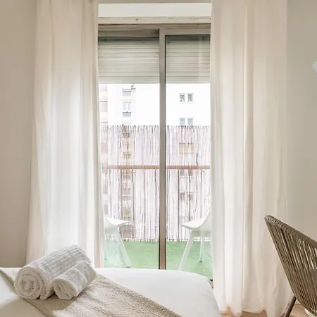 Soar I Urban Nest - Near Airport & Park * Lisboa